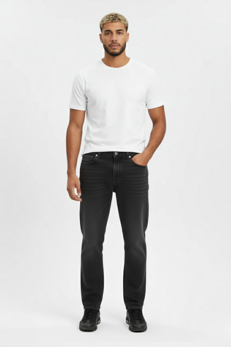Motion Straight Fit Jeans - Black