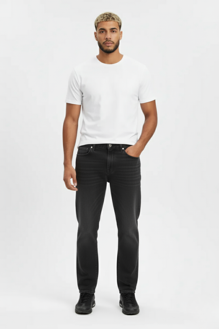 Motion Straight Fit Jeans - Black