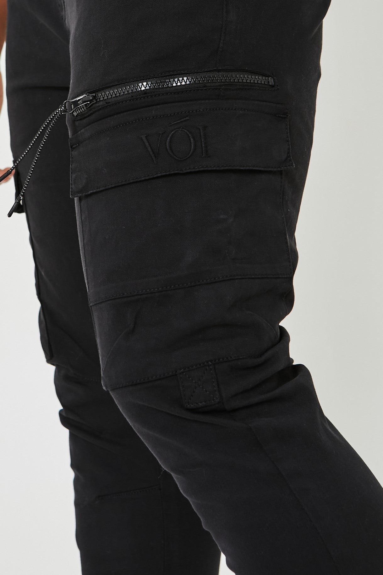 Becklow Cargo Pants - Black