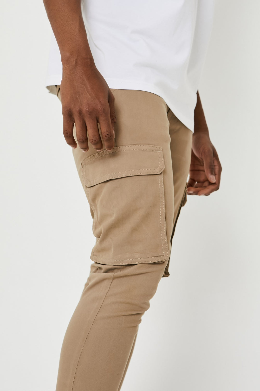 Milton Tapered Cargo Cotton Pants - Beige